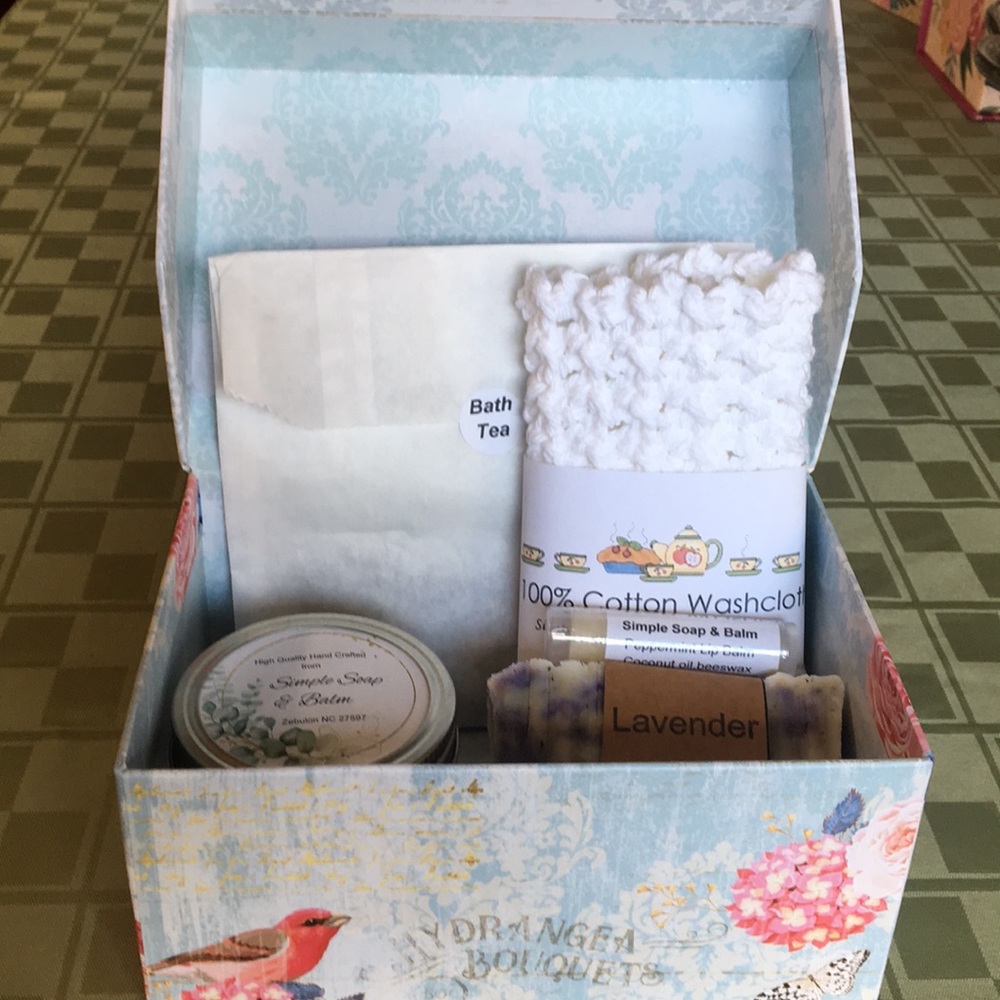 Small Lavender Spa Box